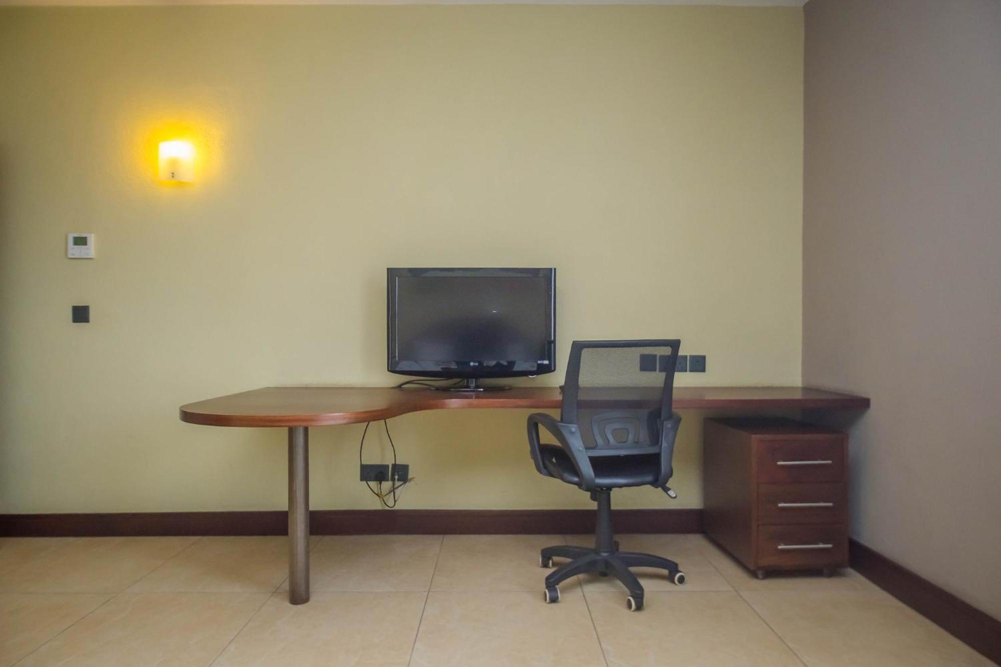 Taarifa Suites By Dunhill Serviced Apartments Nairobi Exteriör bild
