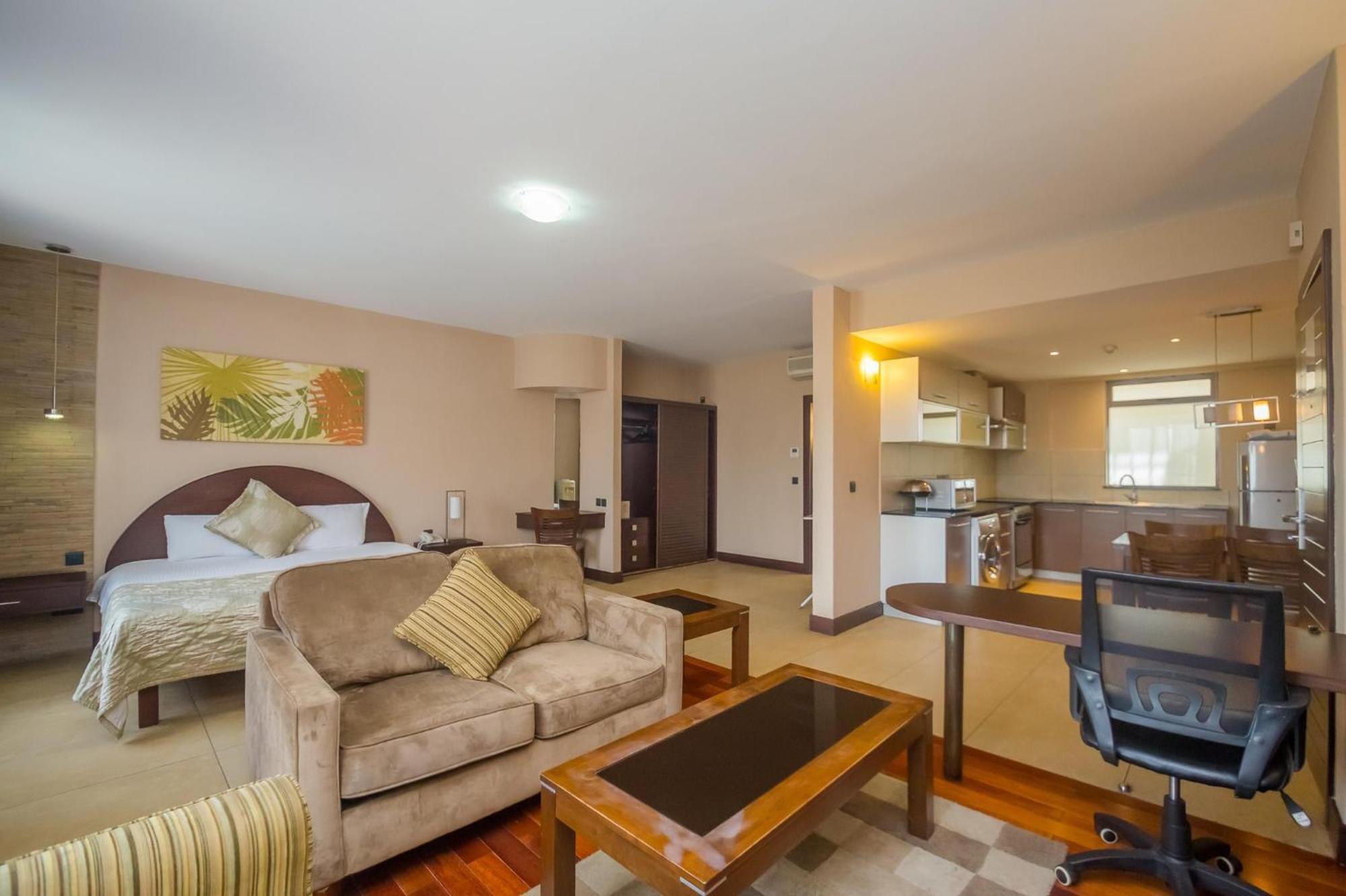 Taarifa Suites By Dunhill Serviced Apartments Nairobi Exteriör bild